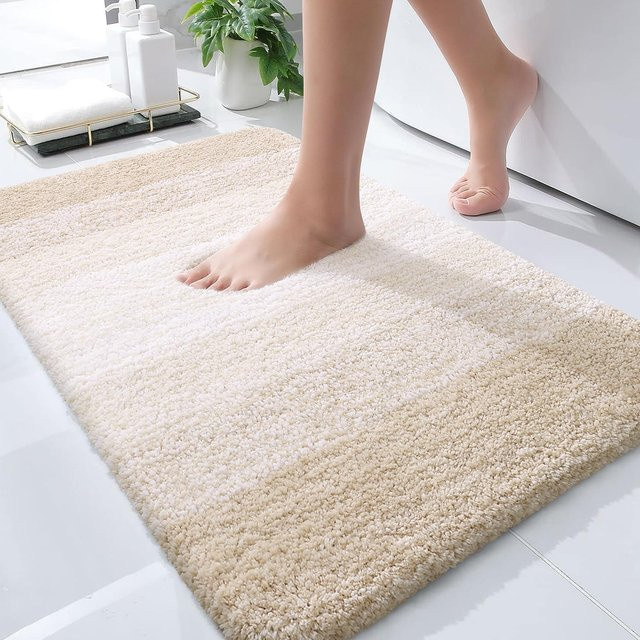 Kitinjoy Badematte aus Plüsch, rutschfest und saugfähig, hellbeige, Breite: 61 cm, Tiefe: 61 cm - Bild 1