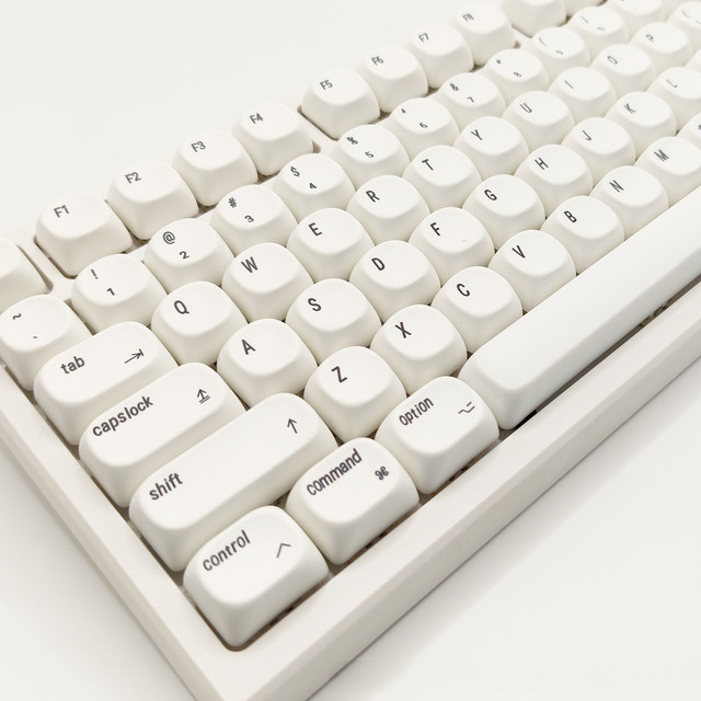 KUXM MOA-Profil PBT-Tastenkappen in Weiß mit Farbsublimation für mechanische Tastaturen - Bild 1