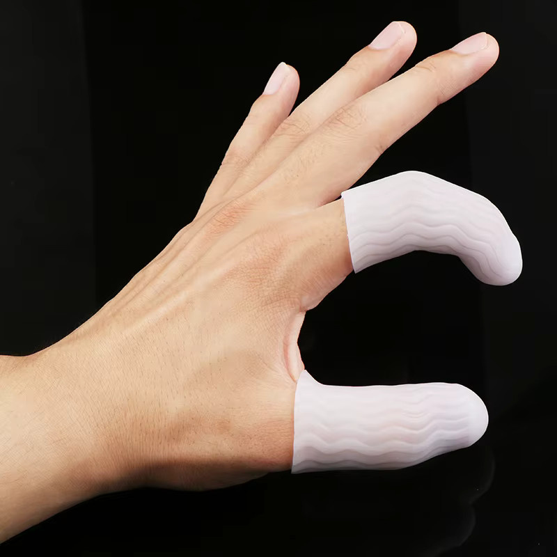 JETTING Silikon Fingerschutzhülle in Beige als hitzebeständige Abdeckung und Anti-Schnitt-Schutz für die Küche - Bild 4