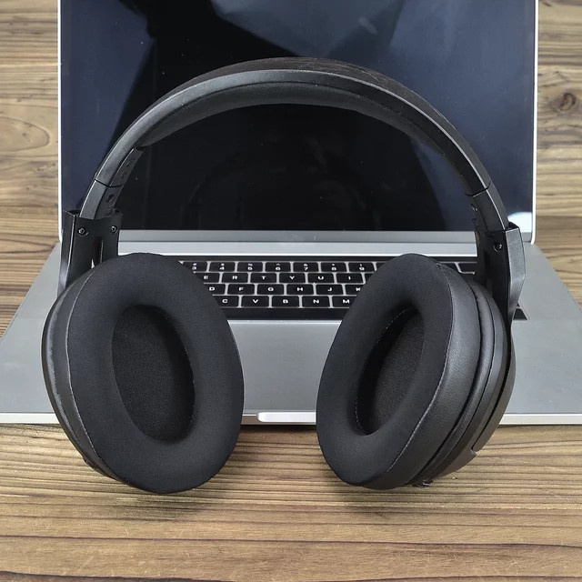 Sony Ersatz-Ohrpolster aus Memory-Schaum mit Kühlgel-Abdeckung für Over-Ear-Kopfhörer, Farbe: Schwarz - Bild 1