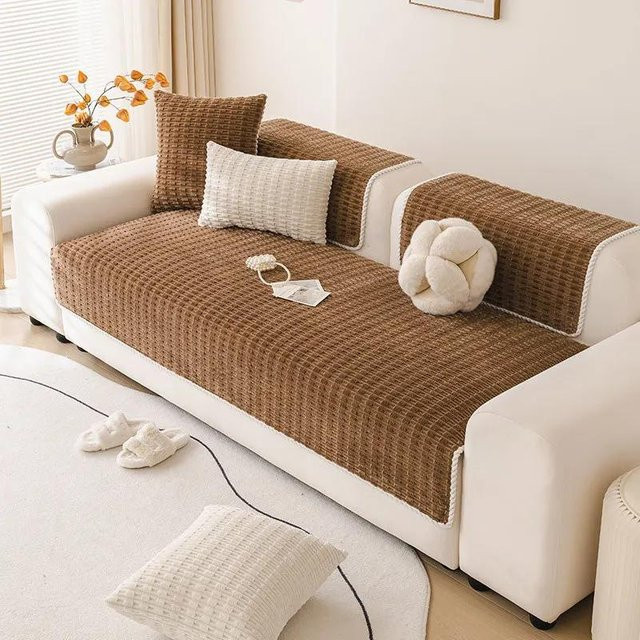 Rutschfestes Sofakissen in Creme-Stil, winterwarm und kratzfest, B/T/H: 45 x 45 x 45 cm - Bild 1