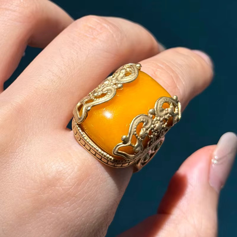 Icareu Ring, quadratisch, gelber Naturstein, goldfarben, Damen - Bild 2