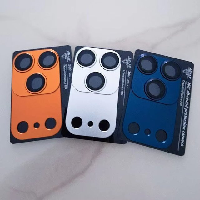 Magnetischer Metall-Objektivschutz für Apple iPhone 17 Pro Max und iPhone 17 Pro in Silber - Bild 1