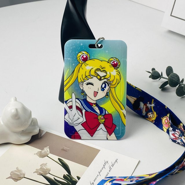 A Family Of Home Textiles Anime Ausweishalter mit Cartoon Lanyard und Schlüsselanhänger in Grau und Multicolour - Bild 1