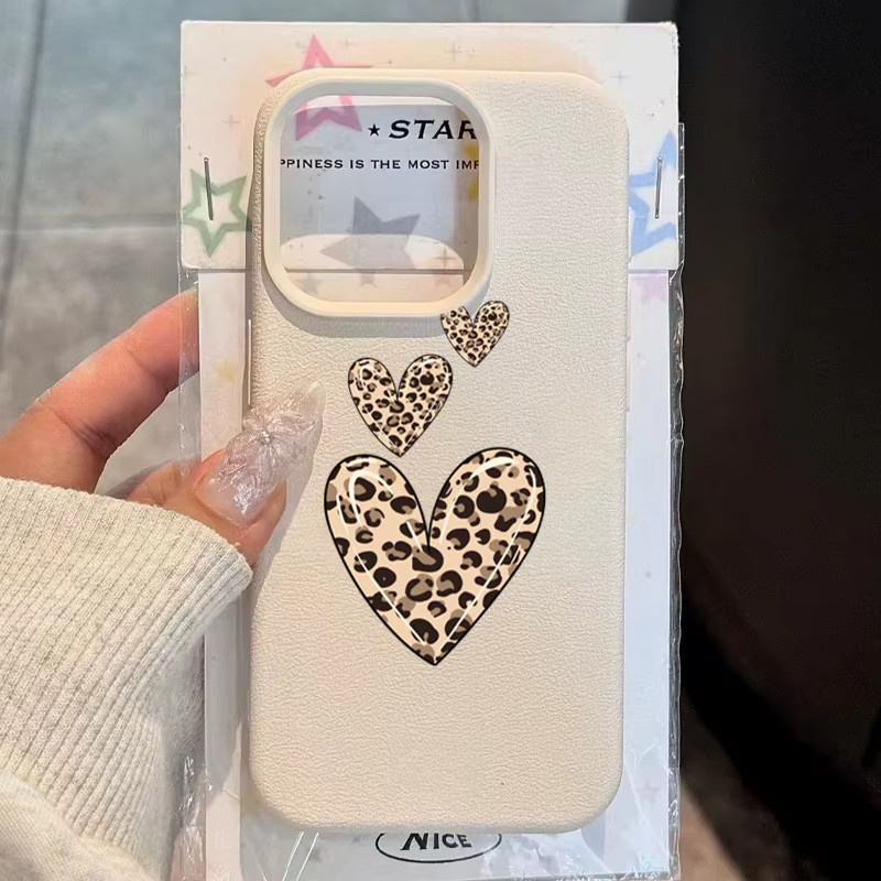 Handyhülle mit Leopardenmuster und Herzmuster für iPhone 11 bis iPhone 17 Pro Max in Beige - Bild 1
