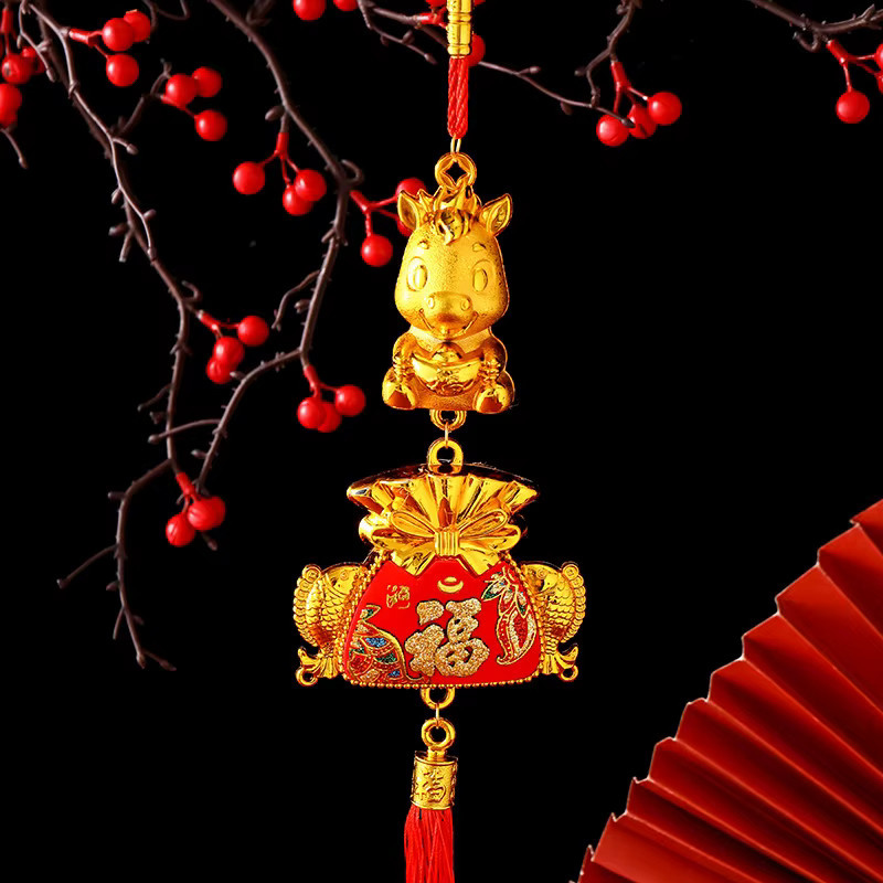 Wandbehang Ornament Jahr des Pferdes 2026 als Glücksdekoration in Grün und Gold mit Pflanzenmotiv - Bild 2