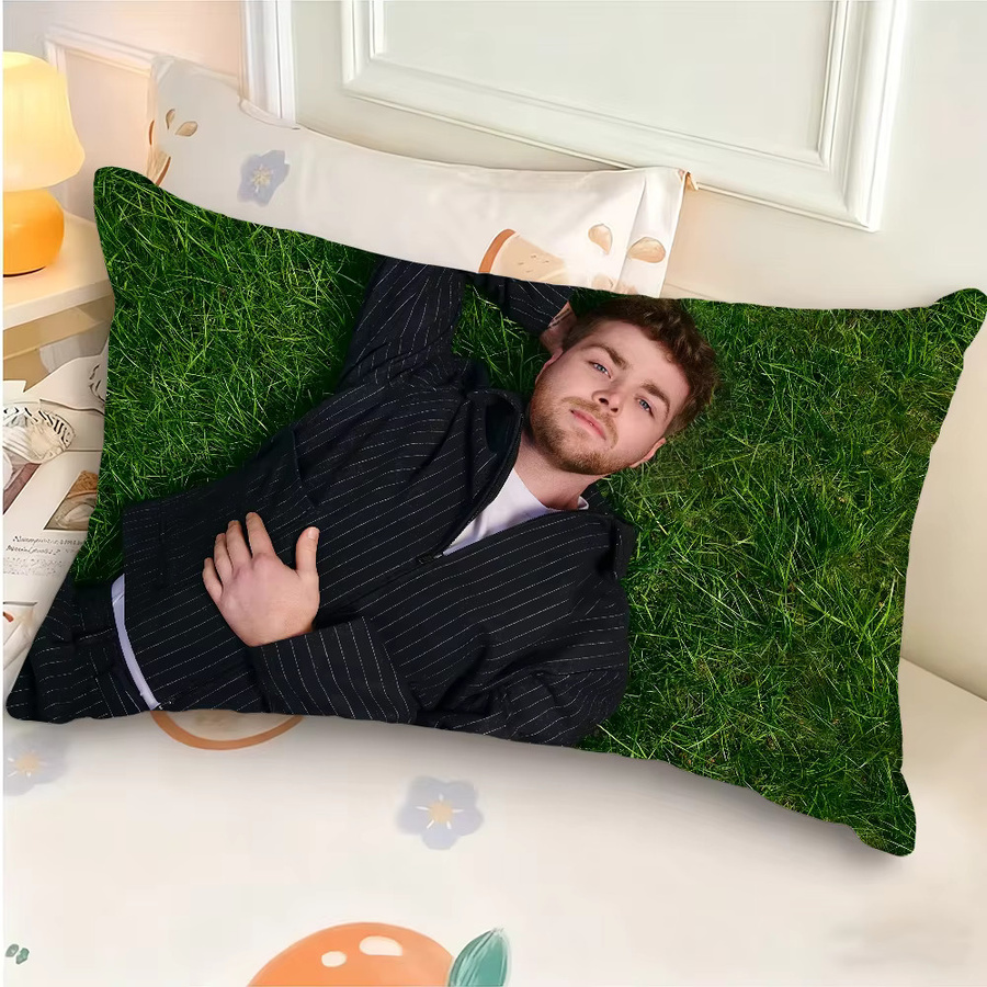 Singer A-Alex W-Warren Rechteckiger Kissenbezug mit Natur-Grafikprint B/H: 50 x 30 cm - Bild 3