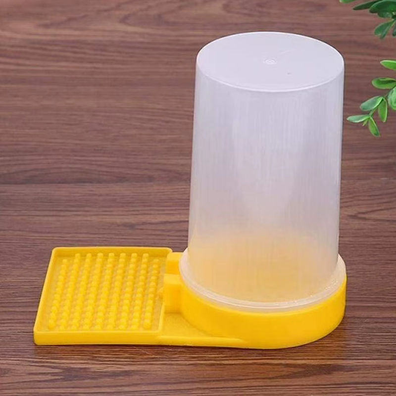 Ungiftiger Honigbienen-Wasserspender für das Bienenhaus zur sicheren Fütterung und Trinkwasserversorgung - Bild 5