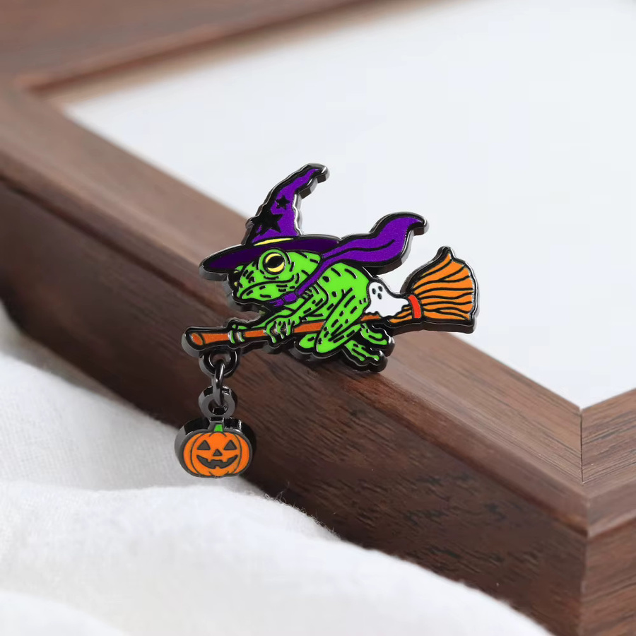 Anhänger Frosch-Hexen-Emaille, Besen-Kürbis-Geister - Bild 4