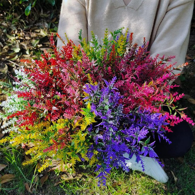 Künstlicher Lavendel von smr in Rot und Mehrfarbig für Hochzeiten, Garten und Dekorationen - Bild 1