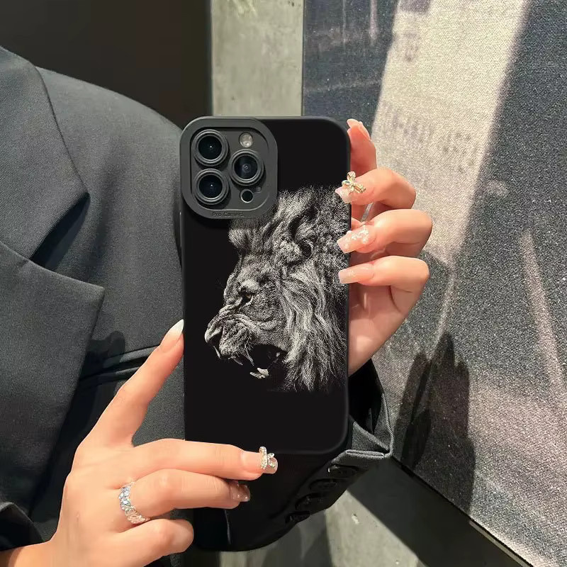 Stoßfeste Silikon Handyhülle mit Löwen-Grafikmuster für iPhone 15 Pro Max 14 13 12 11 XS XR 7 8 Plus SE in Schwarz - Bild 2