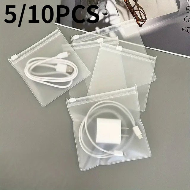 Transparente Reißverschlusstaschen aus Kunststoff mit Luftlöchern als Aufbewahrungsbeutel für Ladegeräte und Kleinteile, B/T/H: 10,0 x 10,0 x 10,0 cm - Bild 1