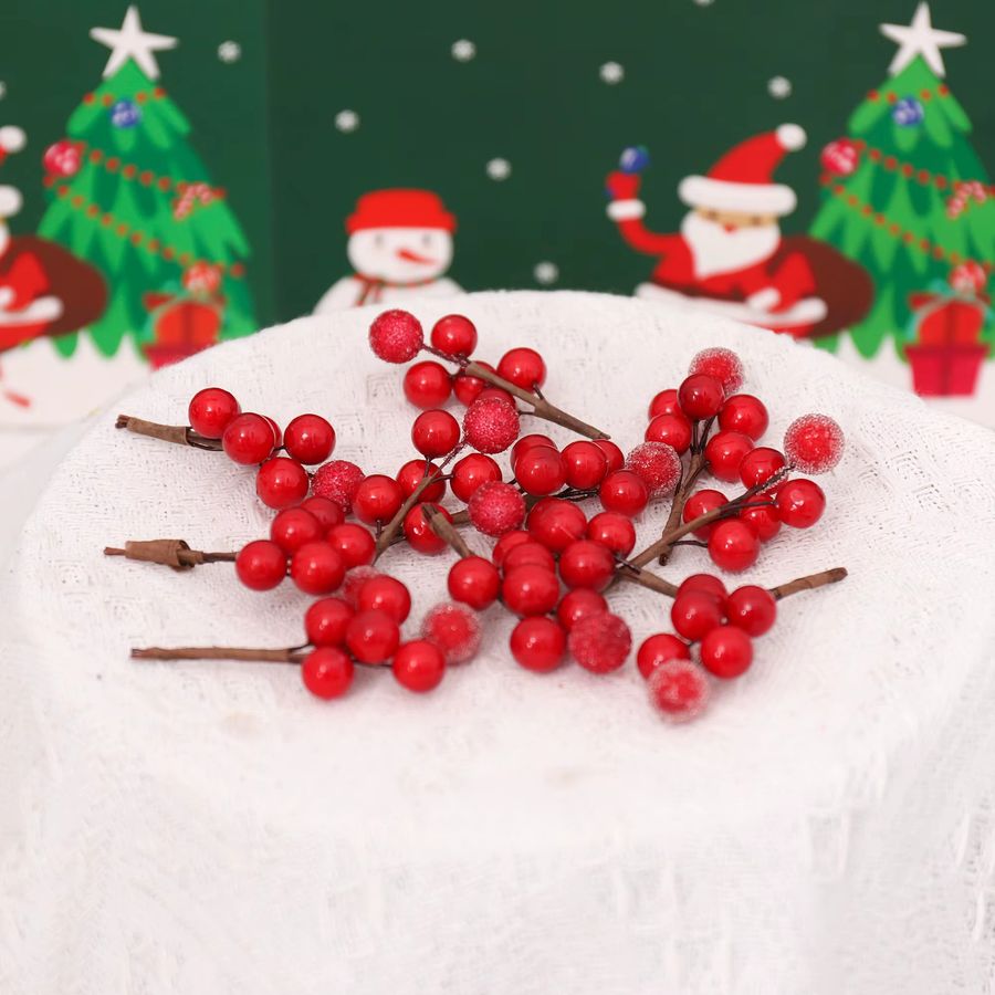 Kahaul 10 Stück Goldene Weihnachtsbaum Beeren aus Schaum für DIY Dekoration - Bild 2