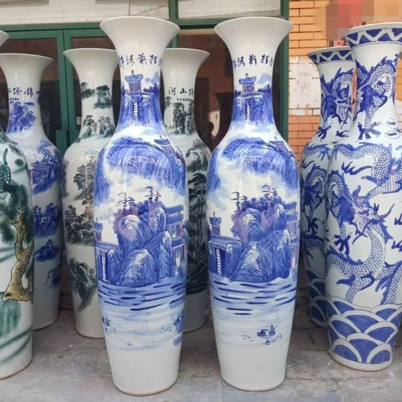 Handbemalte Porzellan-Bodenvase in Weiß mit abstraktem Vintage-Design und bauchiger Form - Bild 1