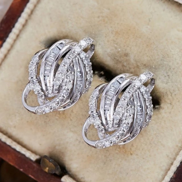 Huitan Trendy Ohrringe, Silber, Kristall, Zirkonia, Damen - Bild 1