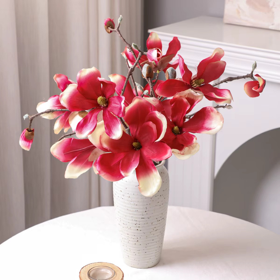 XIYA FLOWER Künstliche Magnolienblume in Rot aus PE-Material mit 3 Gabeln für die Tischdekoration - Bild 2