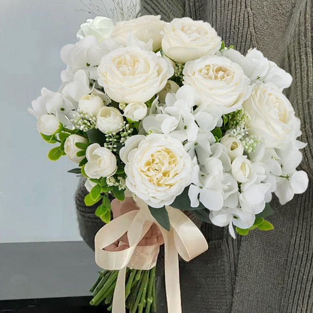 Künstliche Hortensie aus Seide von XIAOYINMO in Weiß für Hochzeiten und Dekorationen - Bild 1
