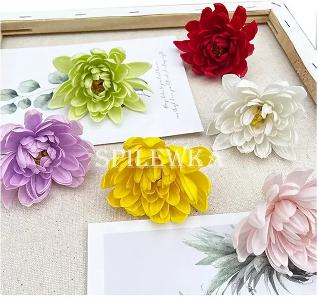 Spilewka 10 Stück Künstliche Chrysanthemen-Köpfe in Rot und Multicolour für DIY Hochzeitsstrauß und Dekoration, B/H: 7 x 6 cm - Bild 1