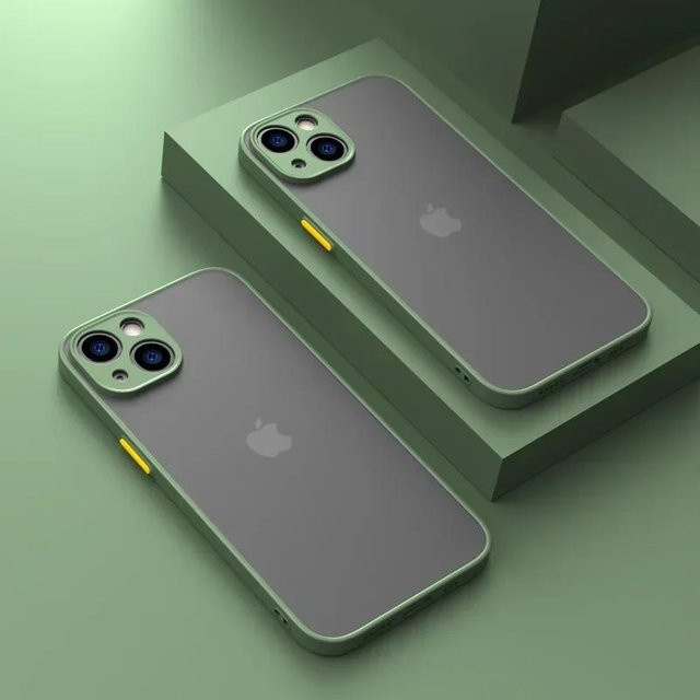 Stoßfeste Silikon Schutzhülle von Tuiying002 für iPhone 15 Pro Max in Transparent oder Grün - Bild 1