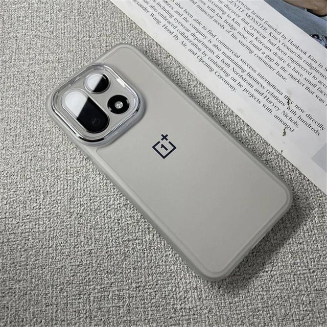 OnePlus 15 5G Silikon Hülle mit Kameraschutz in Transparent/Grau - Bild 1