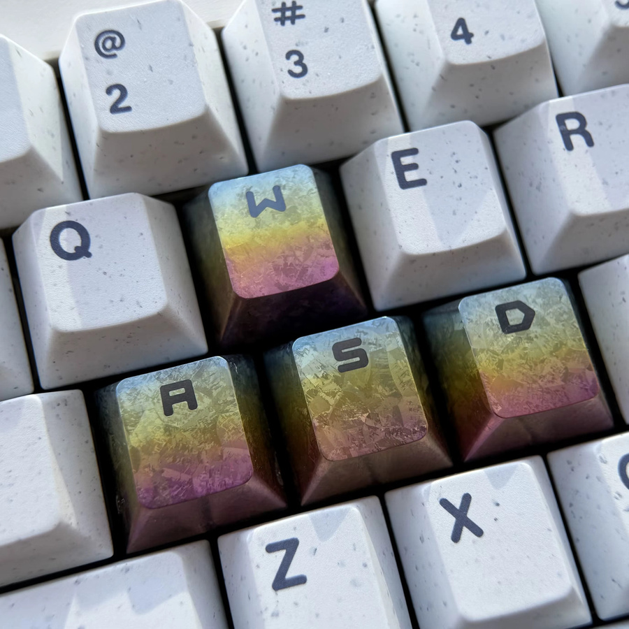 ZUIDID Titan-Dimension WASD-Tastenkappen aus farbiger Titanlegierung, individuelle Metall-Einzeltastenkappen in Multicolour - Bild 1