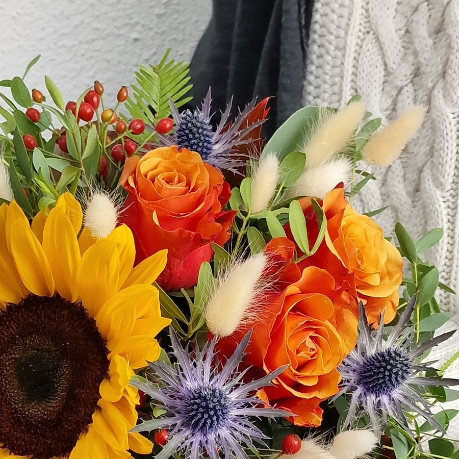 Spätsommer Blumenstrauß Sonnenblumen Rosen Multicolor - Bild 2
