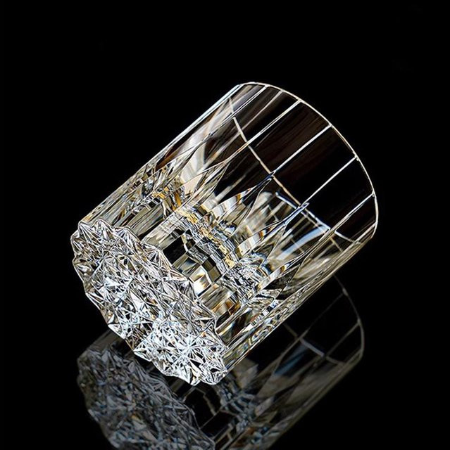Yiran Furniture Kristall-Whiskeyglas mit Diamantschliff und Asterismus-Effekt, Grau, 250 ml - Bild 1