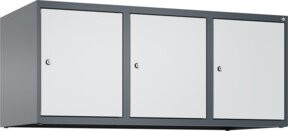 C+P Aufsatzschrank 7016/7035 aus Stahl mit Zylinderschloss und 3 Abteilen, Farbe Anthrazit/Grau, B: 120 cm, H: 50 cm, T: 50 cm - Bild 1