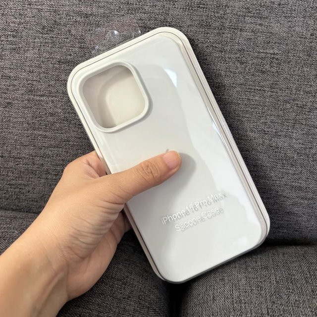 Apple Original Silikon Schutzhülle für iPhone 14 in Weiß - Bild 1