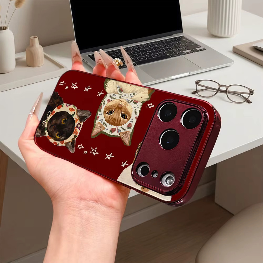 ECOCASE Handyhülle für iPhone 17 16 15 14 13 12 11 Pro Max 16E mit roter galvanisierter Glasschale und Katzen in Mützen Motiv - Bild 3