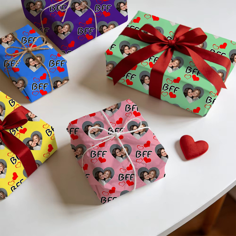 Personalisierte Geschenkpapier-Sets mit Foto und Namen von joy-enlife, bunt, ideal für Valentinstag, Hochzeit oder Partys - Bild 1
