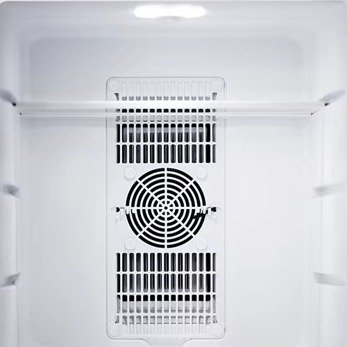 Adler Thermoelektrischer Kühlschrank mit schwarzem Glas, 28 l Fassungsvermögen, LED-Innenbeleuchtung, B/T/H: 49 x 43 x 51 cm - Bild 5
