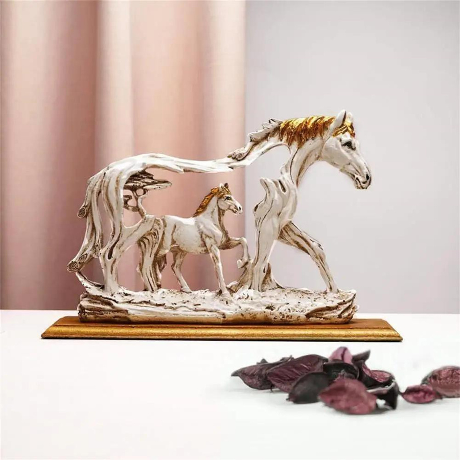 Galoppierende Pferdeskulptur aus Harz von Yiran Furniture als Tischdekoration und Tierfigur - Bild 3