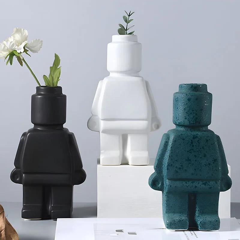 Nordische Roboter Vase Blockmann aus Harz als kreatives Desktop Ornament für deine Heimdekoration, Höhe: 19,8 cm, Breite: 11,0 cm, Tiefe: 6,5 cm - Bild 4