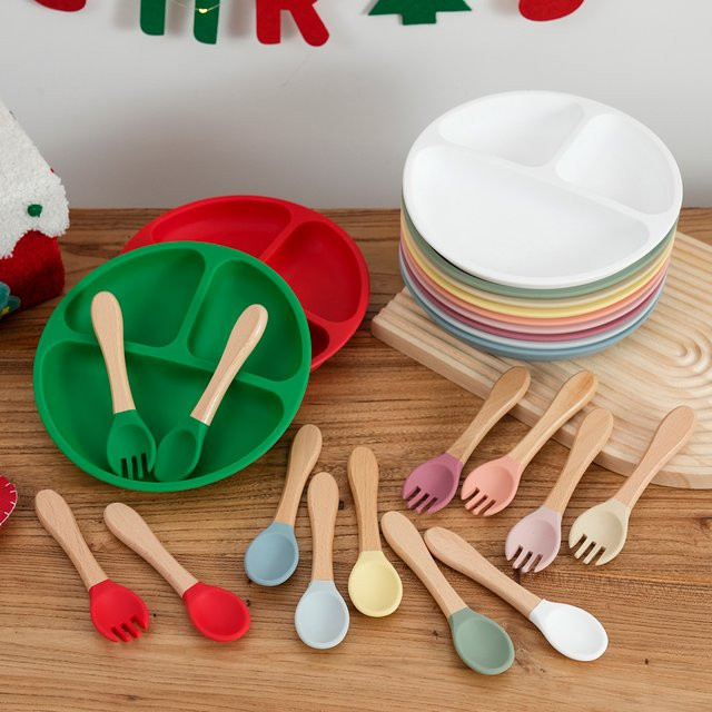 3-teiliges Silikon Kinder Fütterungsgeschirr Set aus BPA-freiem Material mit Teller, Löffel und Gabel zur Ausbildung - Bild 1