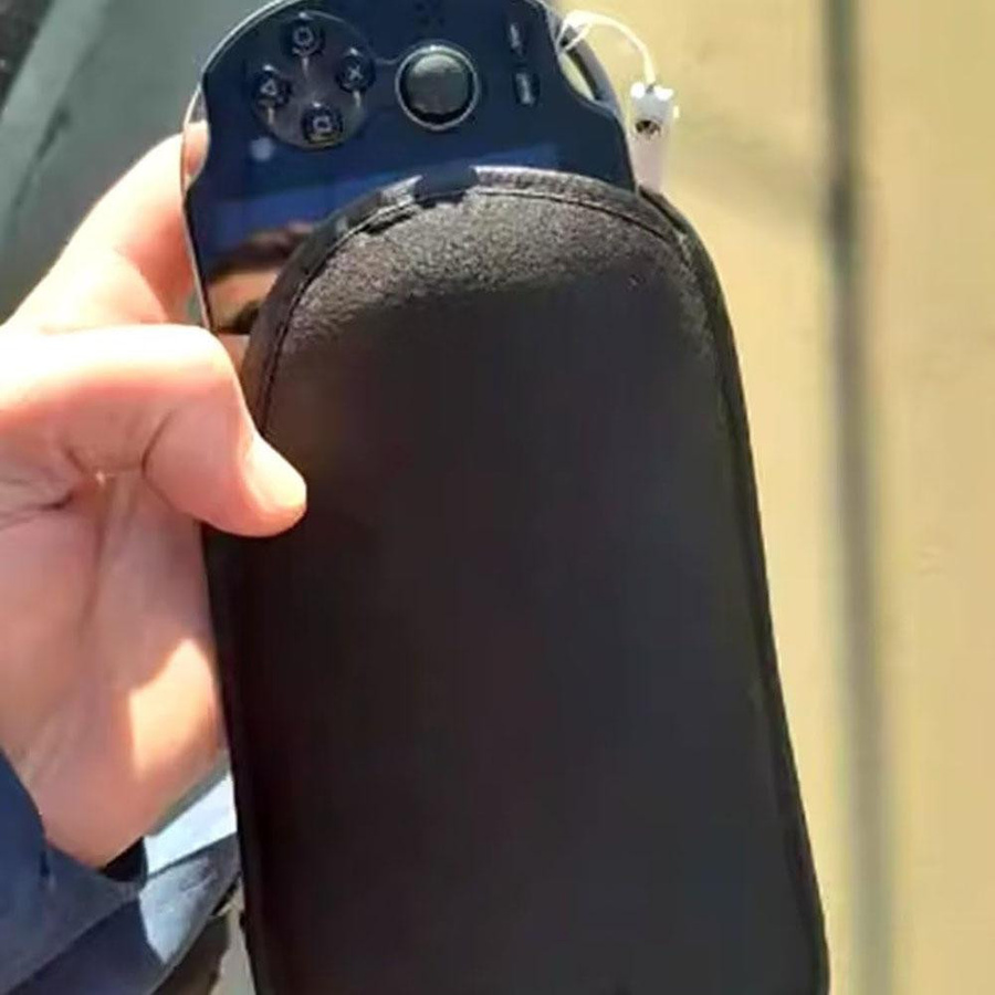Schützende Aufbewahrungstasche Sony PSP 1000 2000 3000 Reisebeutel in Schwarz mit Handgelenkschlaufe - Bild 2