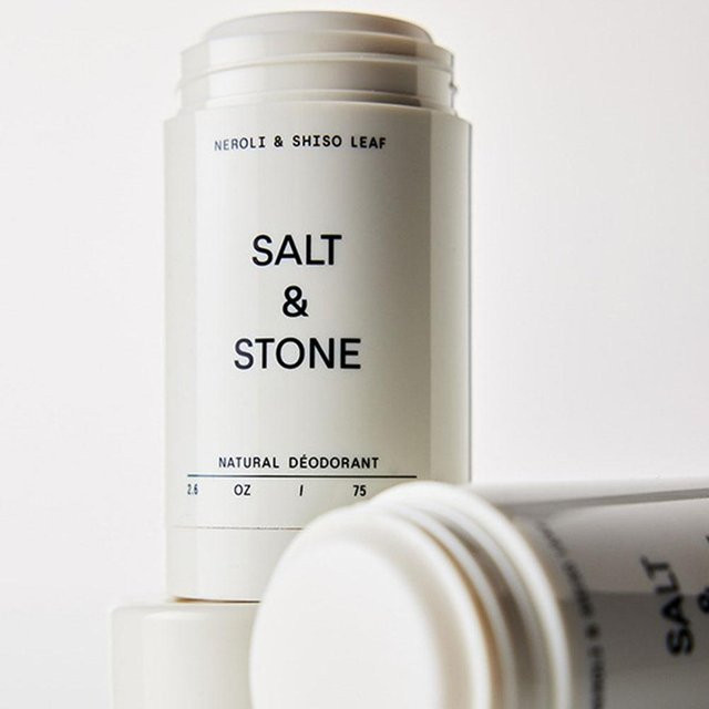 SALT&STONE Deodorant Stick, Sandelholz, Unisex - Bild 1
