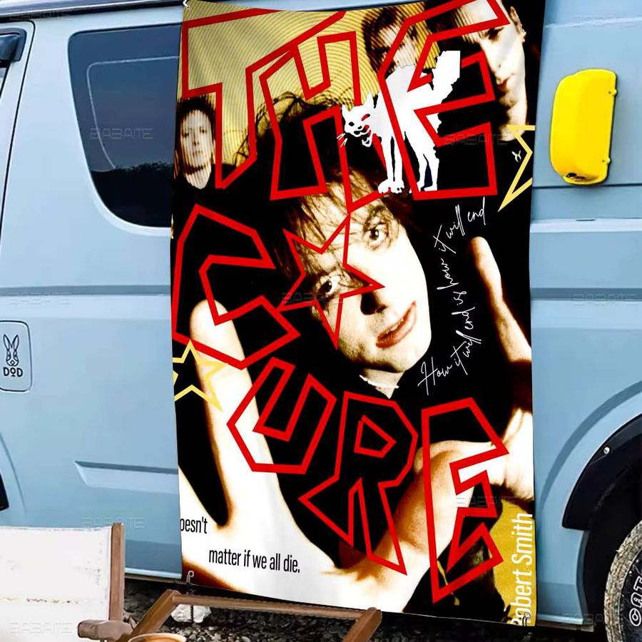 MINISO Wandbehang Rock Band THE C-CURE Cartoon Flagge Science Fiction Wanddeko - Bild 4