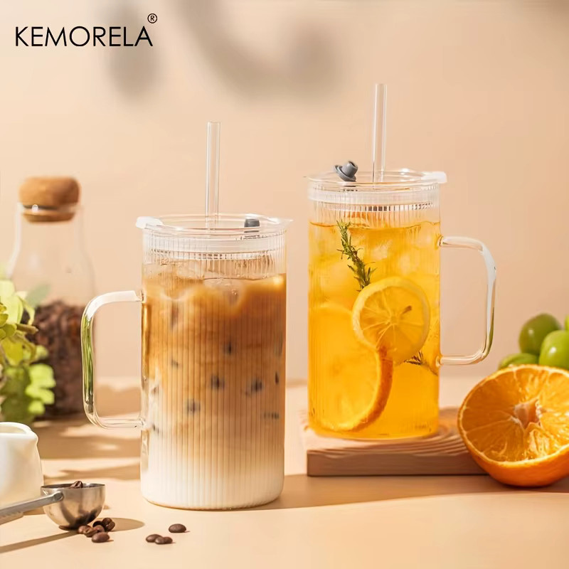 KEMORELA Set aus gerippten Glasbechern mit Griff und Deckel, transparent, 740 ml mit wiederverwendbaren Strohhalmen für Eiskaffee - Bild 2