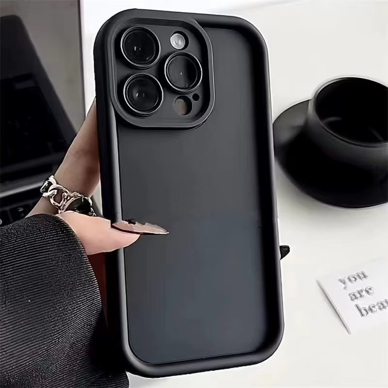 Stoßfeste Silikon Schutzhülle mit mattem Finish für iPhone Modelle von iPhone 7 bis iPhone 16 Pro Max von Ricestate in Schwarz oder Weiß - Bild 2
