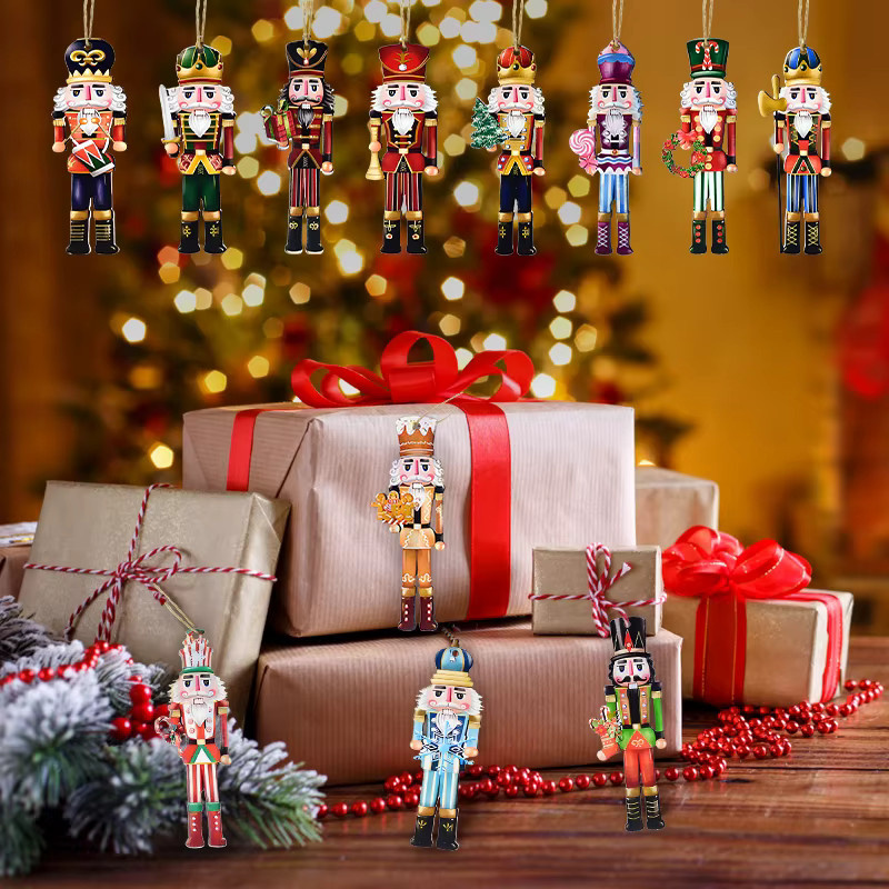CHIXINHAPPY 12er Set Weihnachts Nussknacker Holz Anhänger als bunte Baumornamente für deine Weihnachtsdekoration - Bild 4