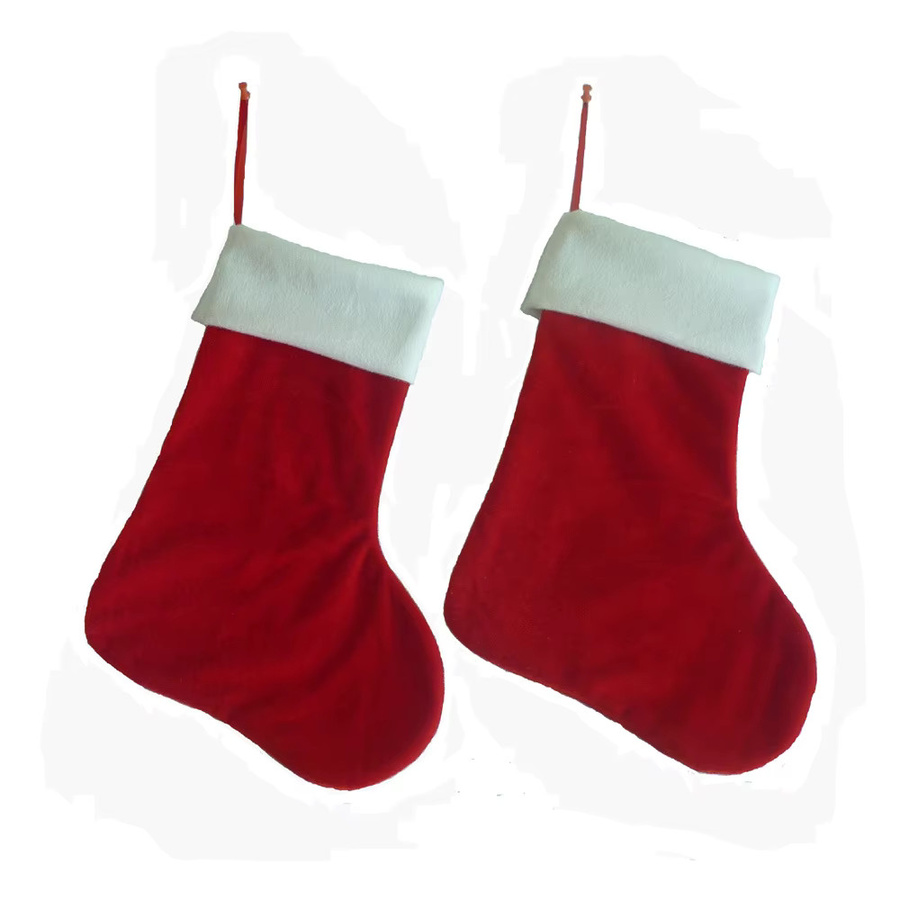 Atceawit Weihnachtssocken als personalisierte Geschenktüte in Rot und Weiß mit weißer Plüschmanschette zur Kamindekoration - Bild 2
