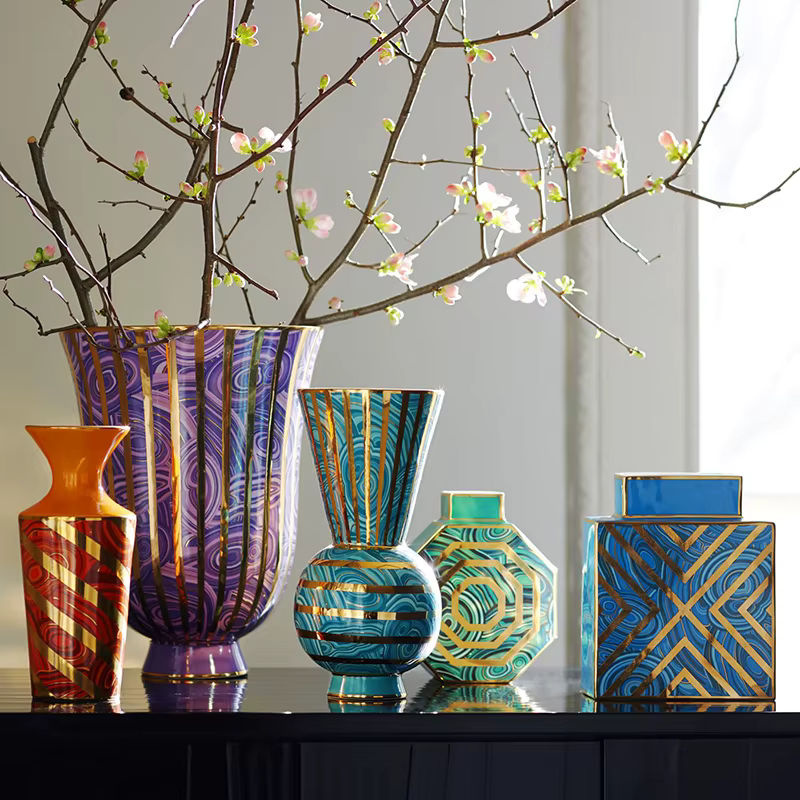 Oeny Designer Keramik Vase in Gold und Mehrfarbig mit geometrischem Design für Schnittblumen - Bild 2