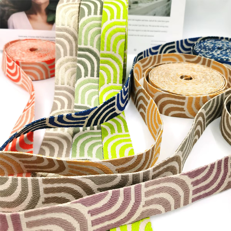 2 Rollen Jacquard-Gurtband aus 100 % Polyester in Gold und Grau, Breite: 3,8 cm, Gesamtlänge: 5,48 m - Bild 4
