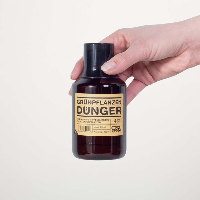 BLUME2000 Plant Tonic Flüssiger Grünpflanzendünger, 250 ml - Bild 1
