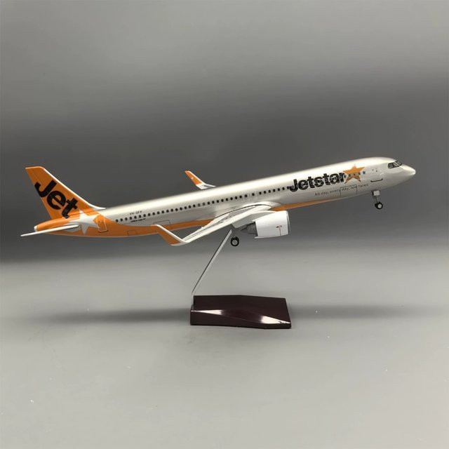 ZOCO A321 NEO Jetstar Airways, Flugzeugmodell, 1/100 Maßstab, mit Fahrwerk und Beleuchtung - Bild 1