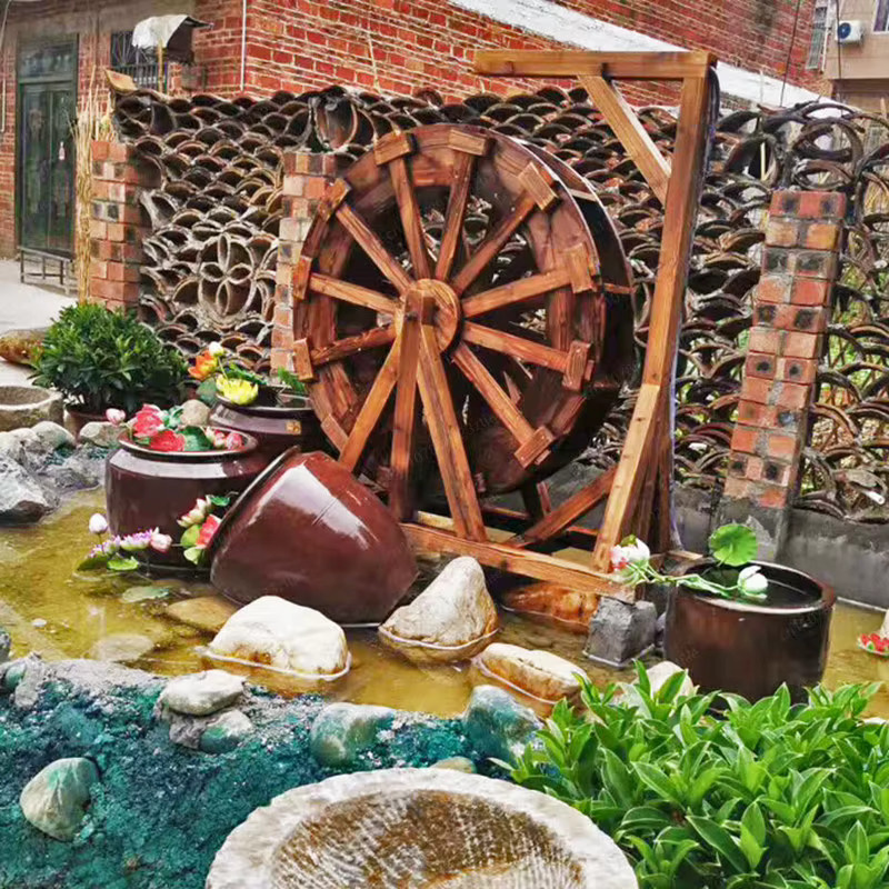 Korrosionsbeständiges Holz-Kleinwasserrad in Braun als rotierendes Feng Shui Ornament für den Außenbereich - Bild 5