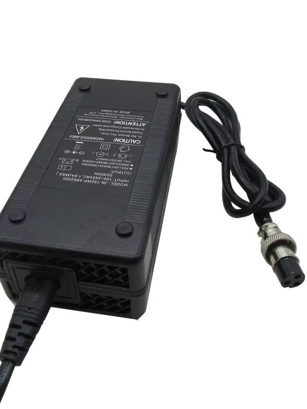 CYGEREEN Blei-Säure-Ladegerät 36V 5A mit Lüfter und USB-C, Schwarz, Anschluss: GX16, M16, XLRM 3PIN, IEC - Bild 6