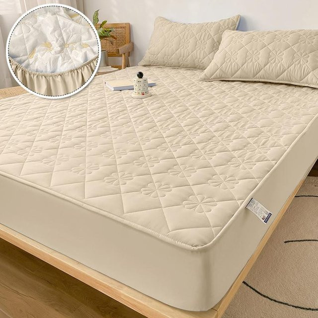 Wasserdichte und antibakterielle Matratzenauflage von Yiran bag in Beige, elastischer Matratzenschoner aus Mikrofaser mit Jacquard-Muster, B/T/H: 150 x 200 x 30 cm - Bild 1