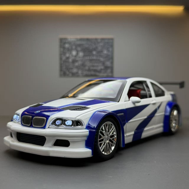 MAKEDA M3 GTR E46 Rennwagenmodell, 1:24, Metall, Blau - Bild 1